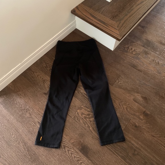 Lucy XS Powermac Black crop 25” leggings - high waist - Picture 3 of 6